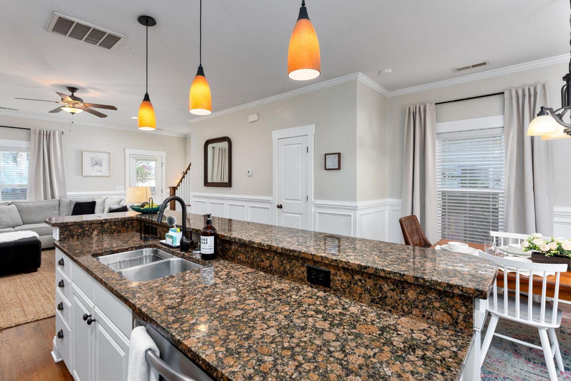 Downtown Wilmington Home ~ Pet Friendly Zewnętrze zdjęcie